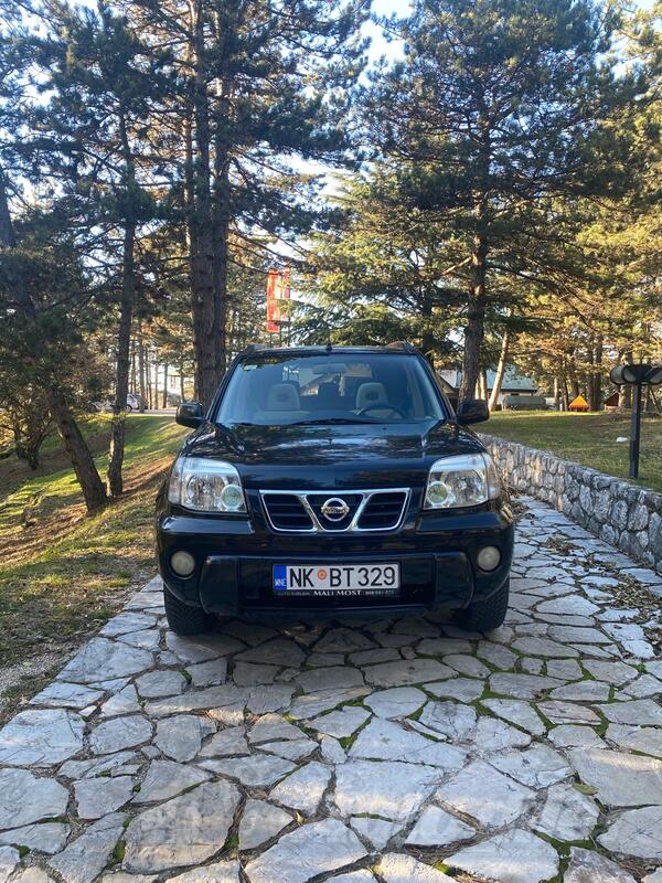 Nissan - X-Trail - 2.2 Dizel