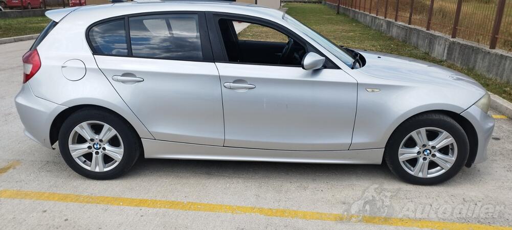 BMW - 118