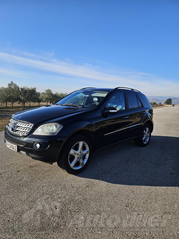 Mercedes Benz - ML 320 - 3.0