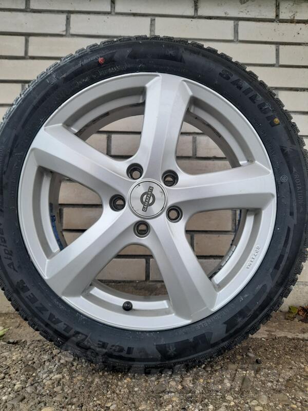 Fabričke felne i sailun 205/50/17 gume