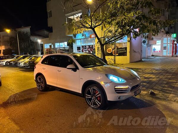 Porsche - Cayenne - Ghh