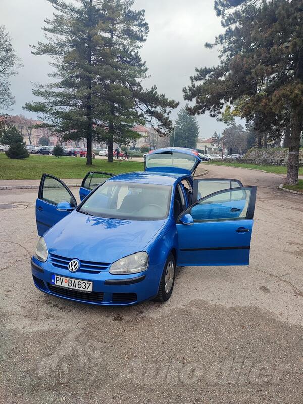 Volkswagen - Golf 5 - 1.9