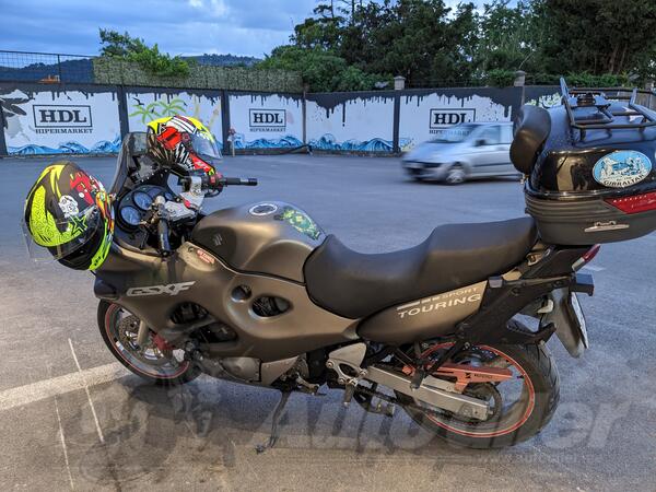 Suzuki - GSX750F