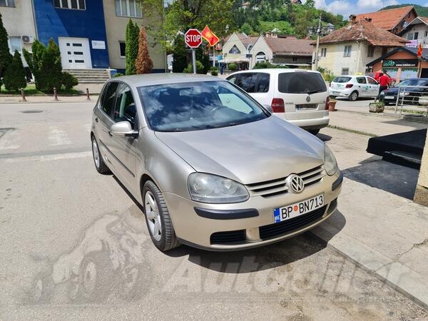 Volkswagen - Golf 5 - 1.9 TDI