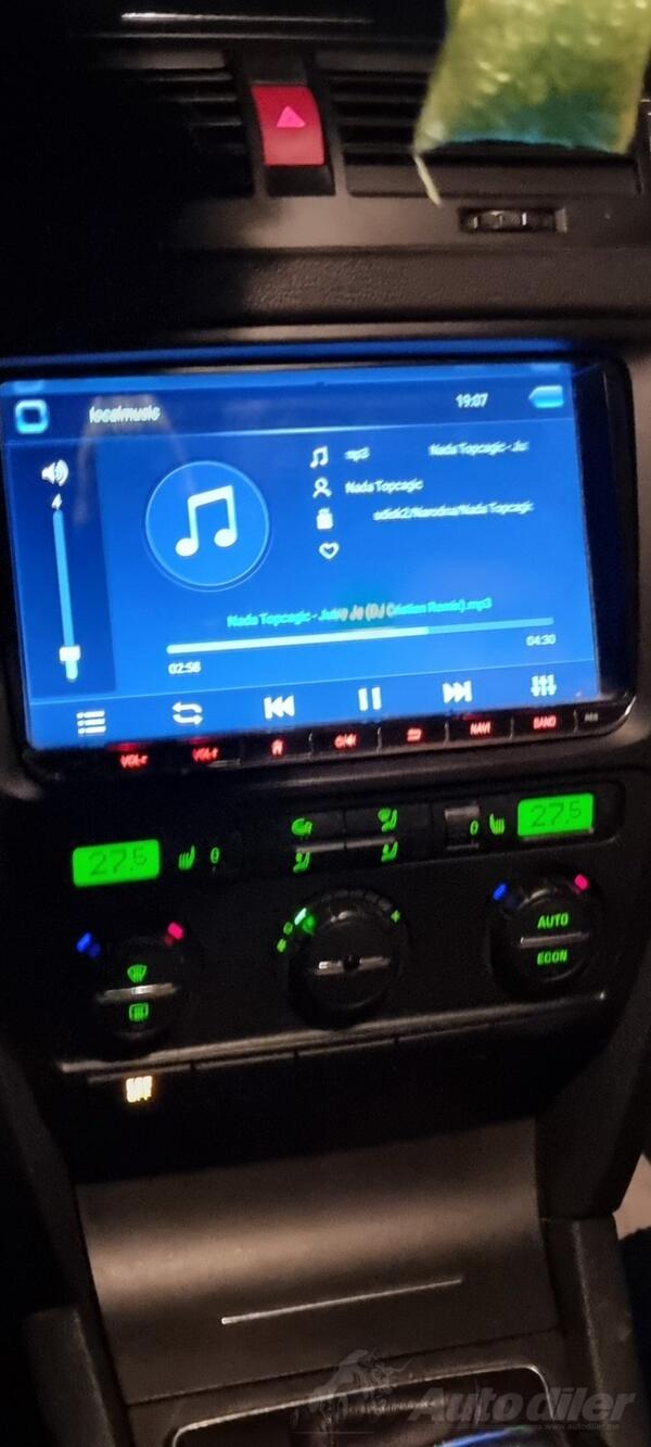 CD / DVD / MC / Radio player