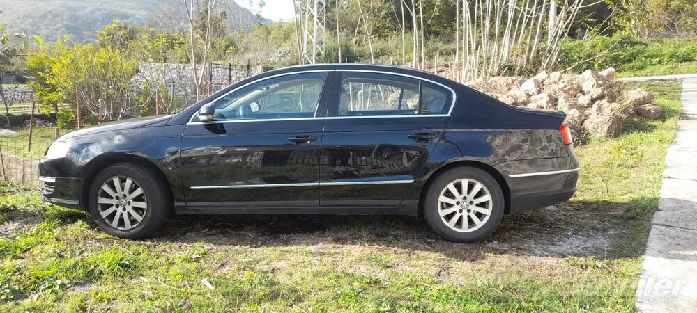 Volkswagen - Passat - 2.0 FSI