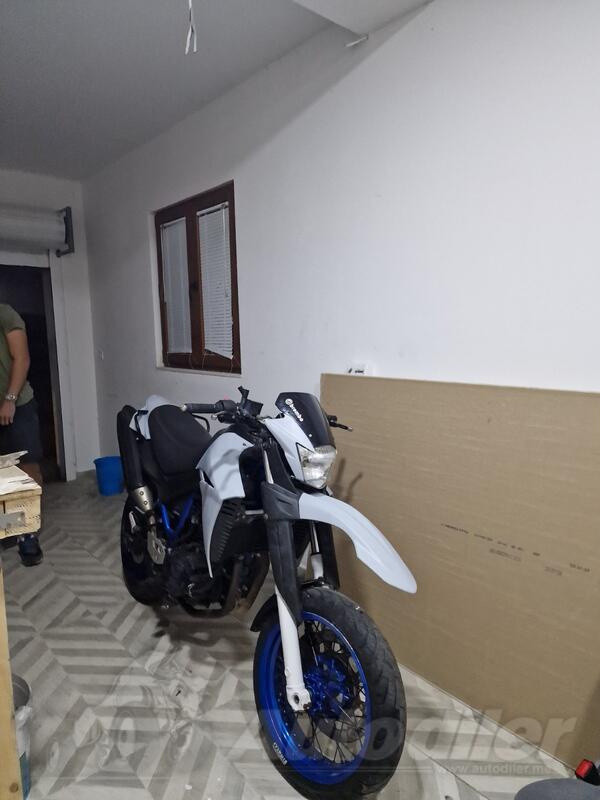 Yamaha - xtx