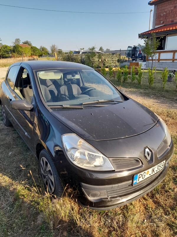 Renault - Clio - 1.5 DCI