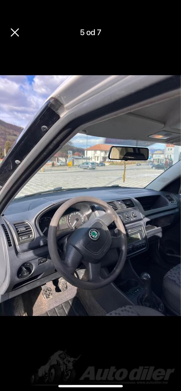 Škoda - Praktik - 1.4