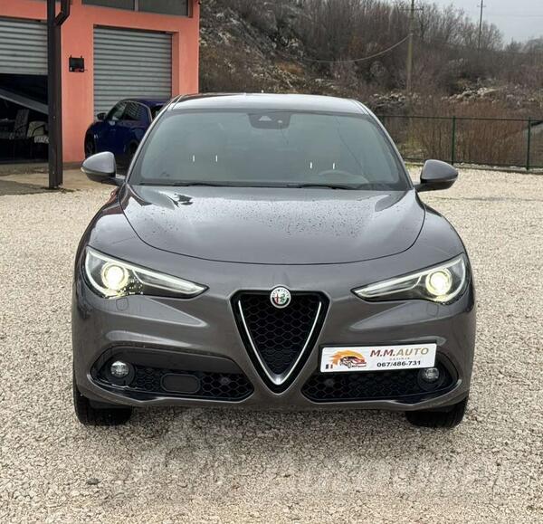 Alfa Romeo - Stelvio - Q4 2.2 MJTD 4x4 AUTOMATIK 12/2018g