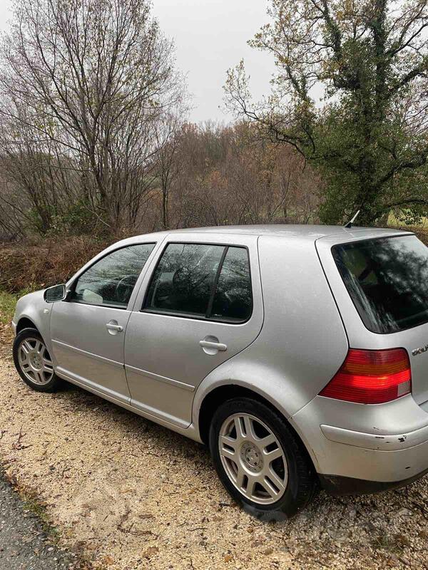 Volkswagen - Golf 4 - 1.6 16v