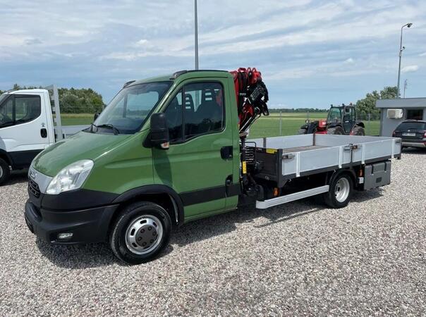 Iveco - Daily 35C13 + Kran JIB 13.5m - RC do 3.5t