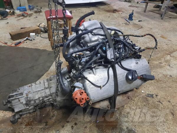 Motor za Automobile - BMW - 318    - 1984-1990