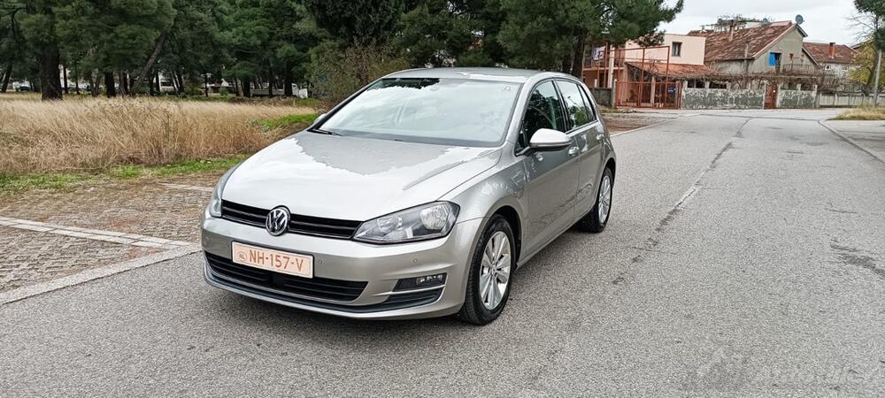 Volkswagen - Golf 7 - 1.6 TDI - DSG - Highline model 2014