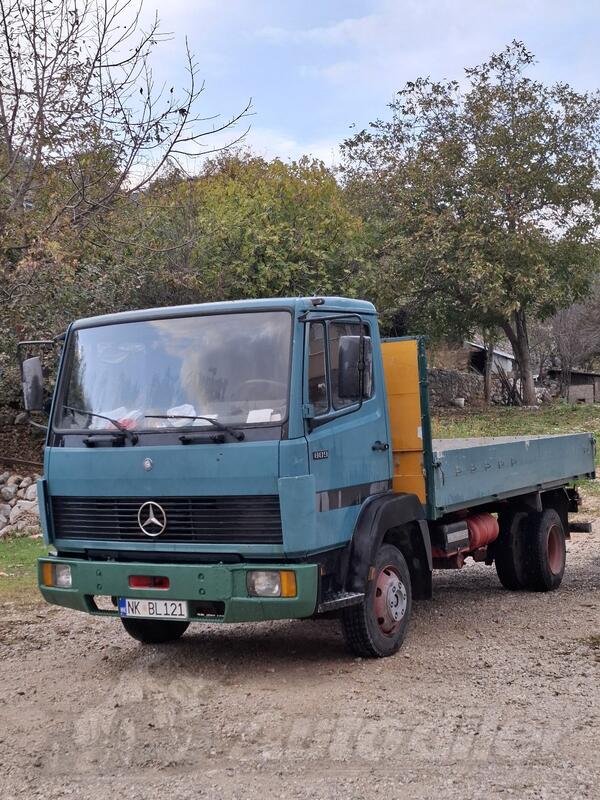 Mercedes Benz - 809