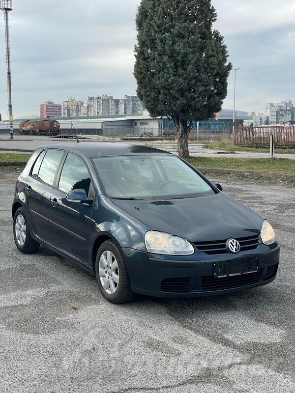Volkswagen - Golf 5 - 1.9 TDI