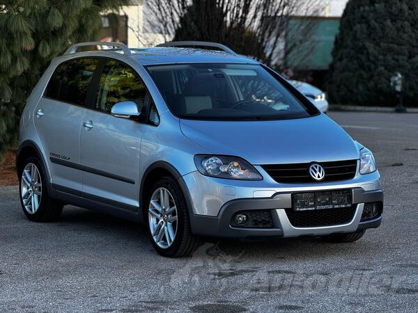 Volkswagen - Golf Plus Cross - 1.9 TDI