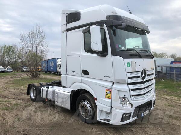 Mercedes Benz - ACTROS 1845 Truk - Tegljač