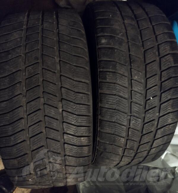 Barum - 225/45 17 - Winter tire