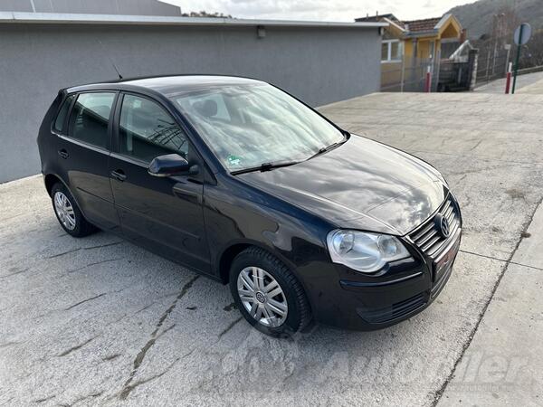 Volkswagen - Polo