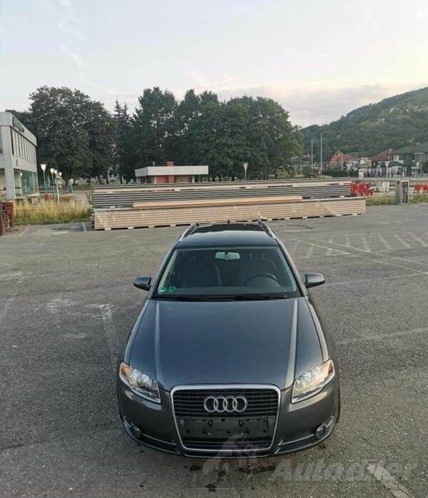 Audi - A4 - 2.0 TDI