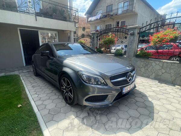 Mercedes Benz - CLS 350 - NIGHT PAKET AMG PLUS