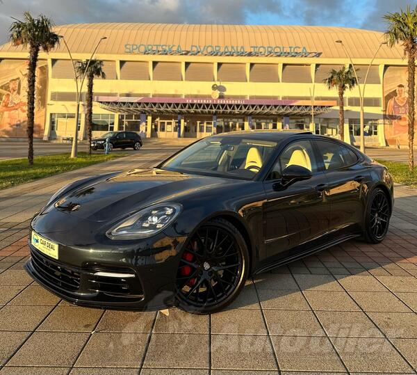 Porsche - Panamera - 4S