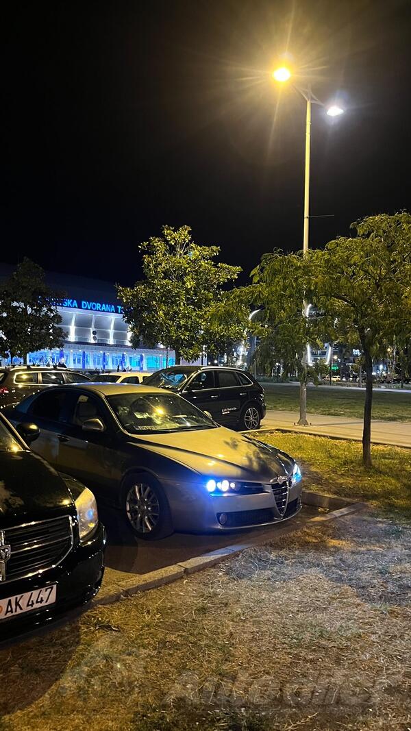 Alfa Romeo - 159 - 1.9jtdm