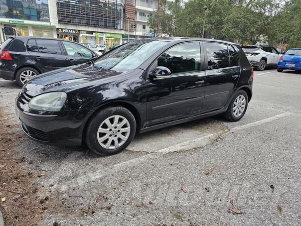 Volkswagen - Golf 5 - 1.9 tdi