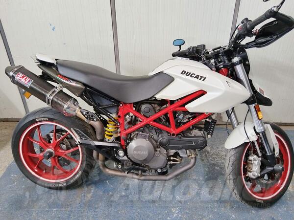 Ducati - hypermotard 796