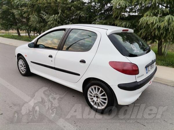 Peugeot - 206 - 1.1