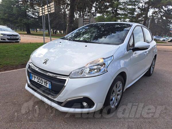 Peugeot - 208 - Peugeot 208 1.5Hdi 75 KW 2020god.40000k.