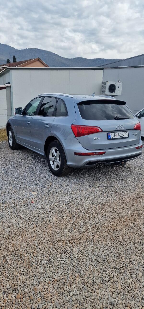 Audi - Q5 - 2.0