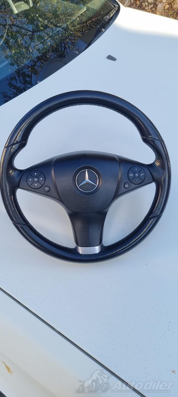 Volan za E 350 god. 2010