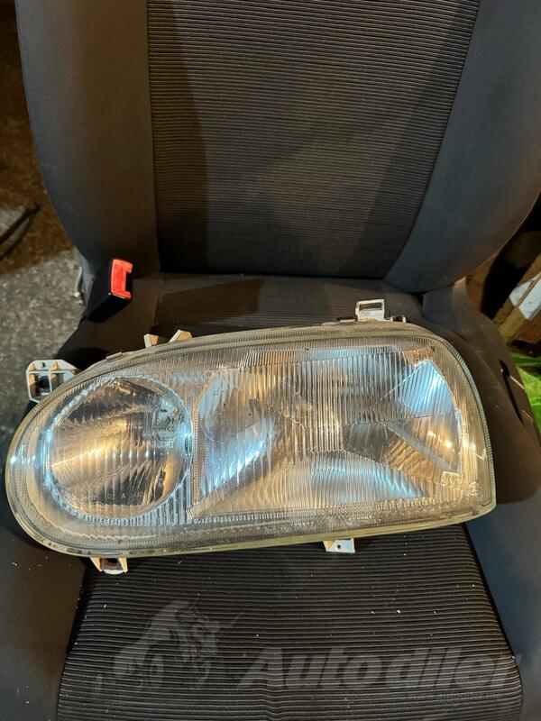 Lijevi far za Automobile - Univerzalno