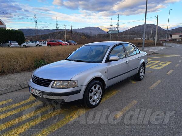 Volkswagen - Passat - 1.6