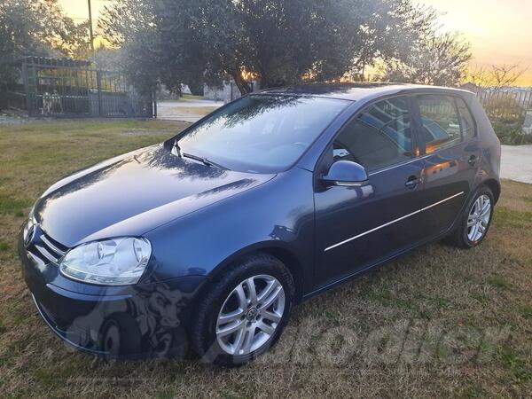 Volkswagen - Golf 5 - 1.9