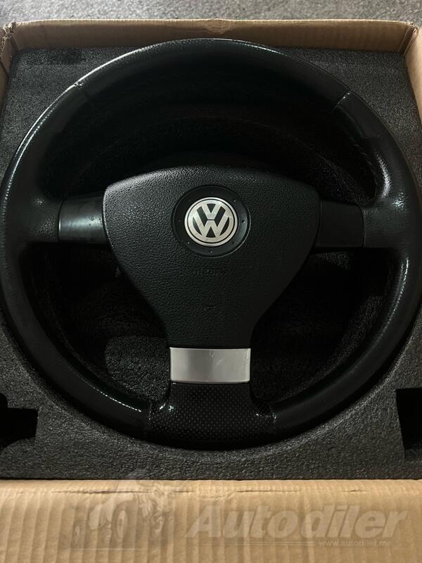 Volan za Golf 5 god. 2007