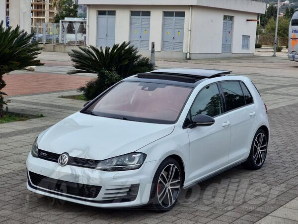 Volkswagen - Golf 7 - 2.0 TDI 135kw