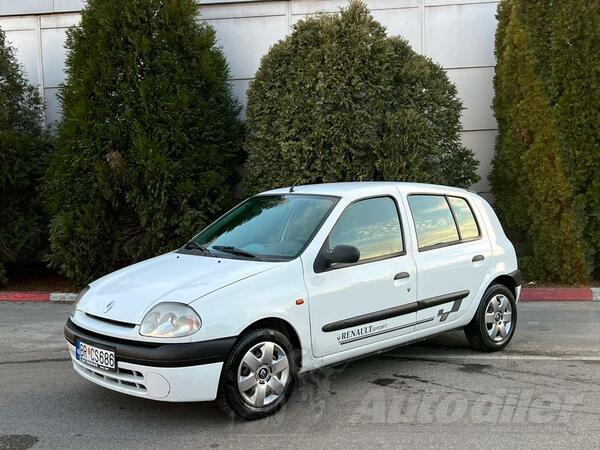 Renault - Clio - 1.9D