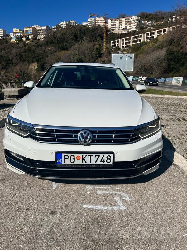 Volkswagen - Passat - 2.0 TDI