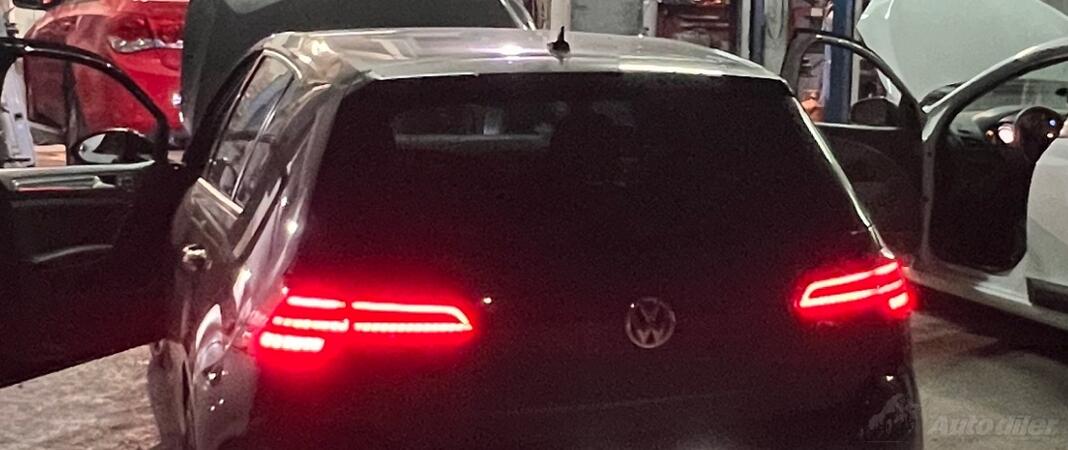 Oba stop svjetla za Volkswagen - Golf 7    - 2014, 2020