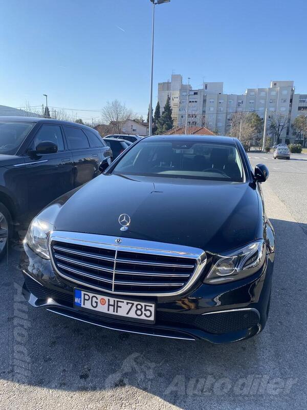 Mercedes Benz - E 220 - D