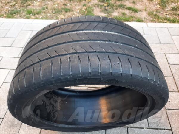 Michelin - 295/35 R21 4letnje gume - Summer tire