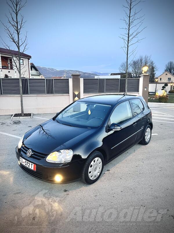 Volkswagen - Golf 5 - 2.0 tdi