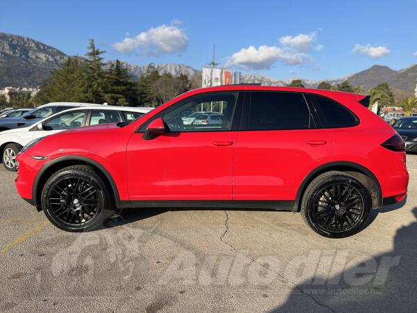 Porsche - Cayenne - 3.0-V6