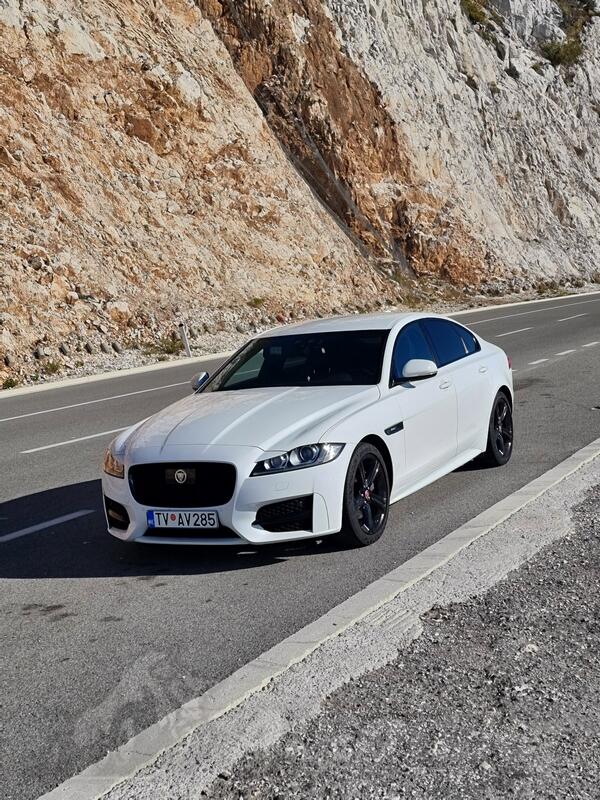 Jaguar - XF - 2.0 R Sport Black Pack