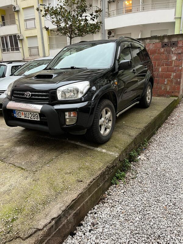 Toyota - RAV 4 - 2.0D-4D