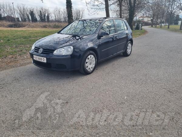 Volkswagen - Golf 5 - 2.0