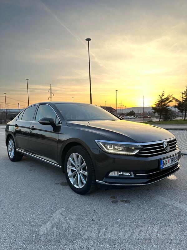 Volkswagen - Passat - HIGHLINE EXCLUSIVE